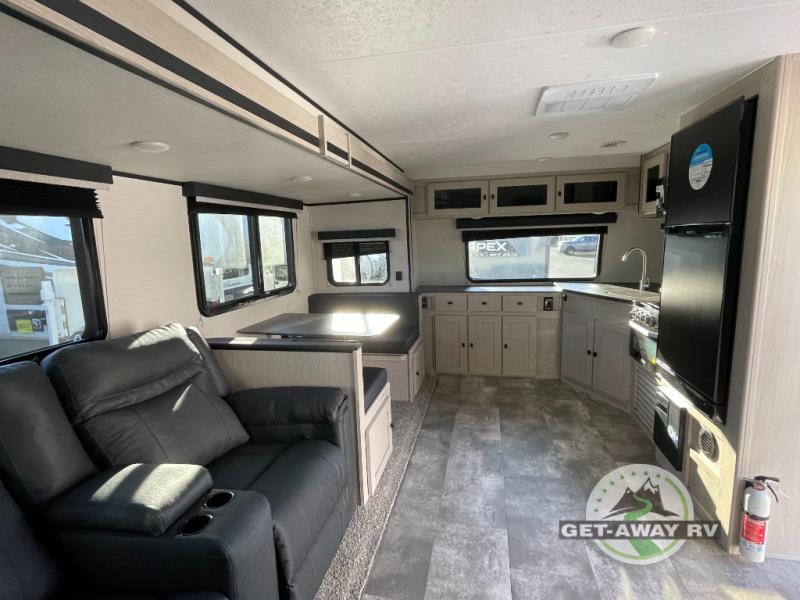 Coachmen RV Apex Ultra-Lite 243FKS